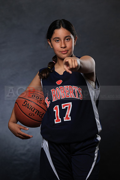 SR_Girls_7th_B_BB114