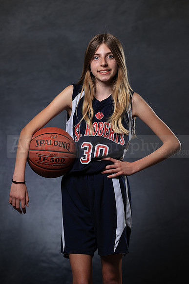 SR_Girls_7th_B_BB124