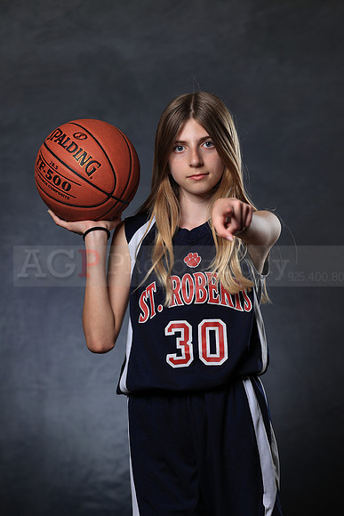 SR_Girls_7th_B_BB139