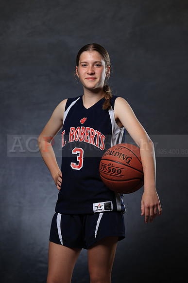 SR_Girls_7th_B_BB143