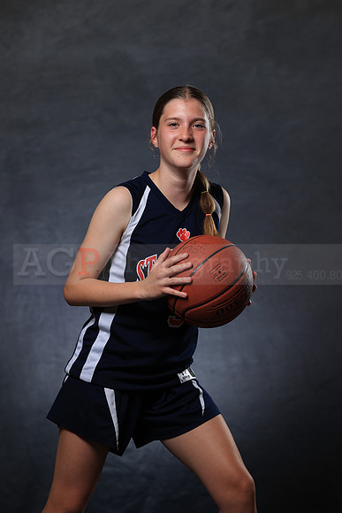 SR_Girls_7th_B_BB159