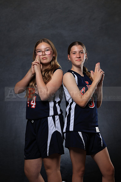 SR_Girls_7th_B_BB195