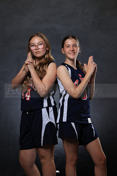 SR_Girls_7th_B_BB196
