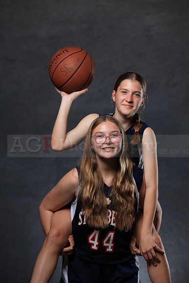 SR_Girls_7th_B_BB200