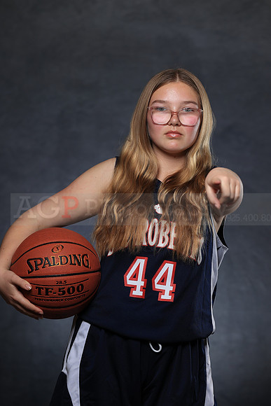 SR_Girls_7th_B_BB070