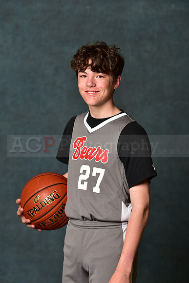 SR_Boys_8th_B_BB037