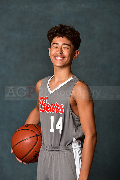 SR_Boys_8th_B_BB042