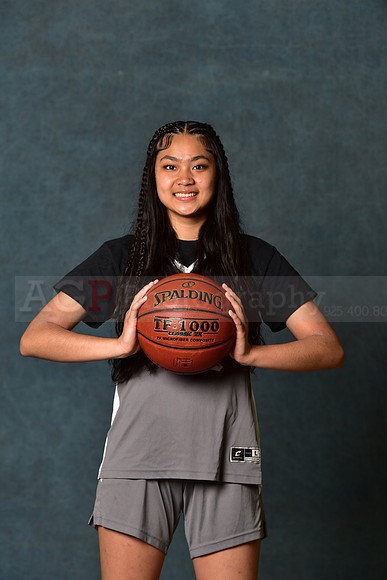 SR_Girls_8th_BB016