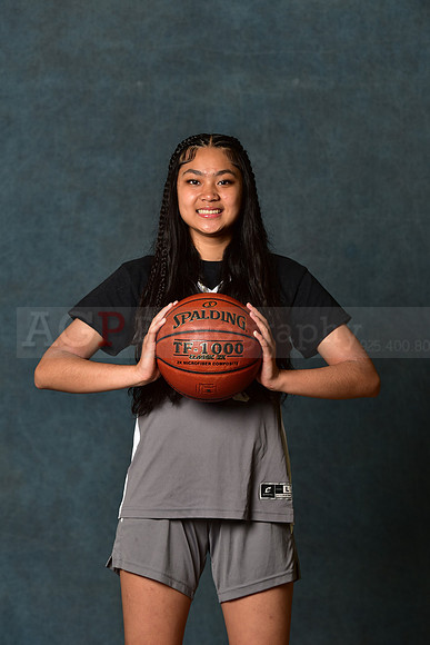 SR_Girls_8th_BB017