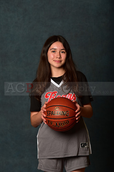 SR_Girls_8th_BB032