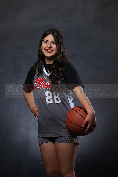 SR_Girls_8th_BB051
