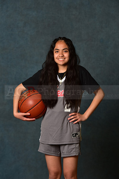 SR_Girls_8th_BB049
