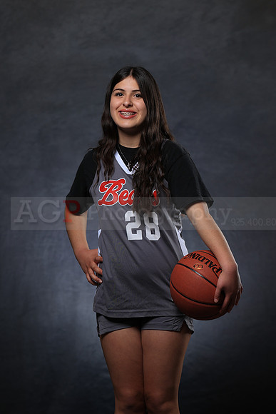SR_Girls_8th_BB055
