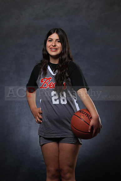 SR_Girls_8th_BB057