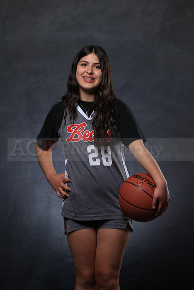 SR_Girls_8th_BB060