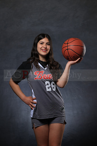 SR_Girls_8th_BB065