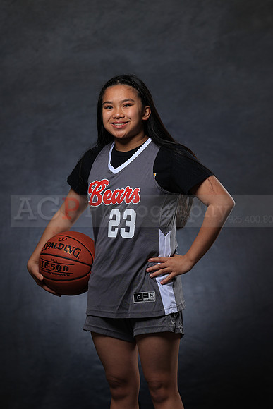 SR_Girls_8th_BB077