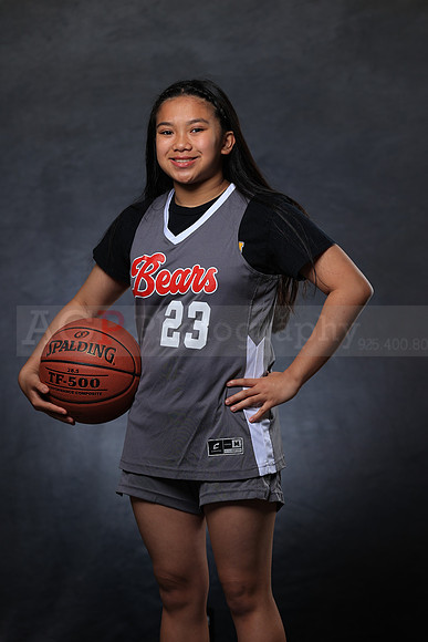 SR_Girls_8th_BB084