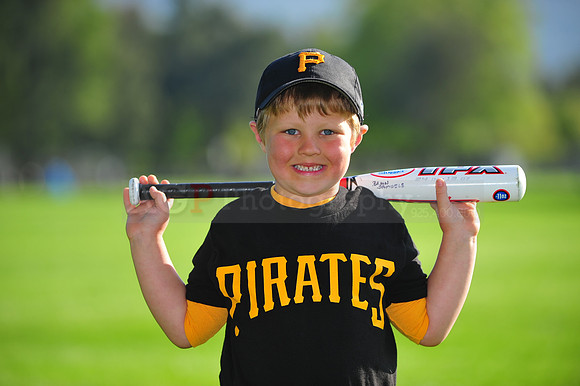TBall_Pirates090