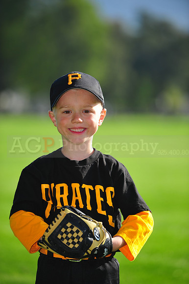 TBall_Pirates058