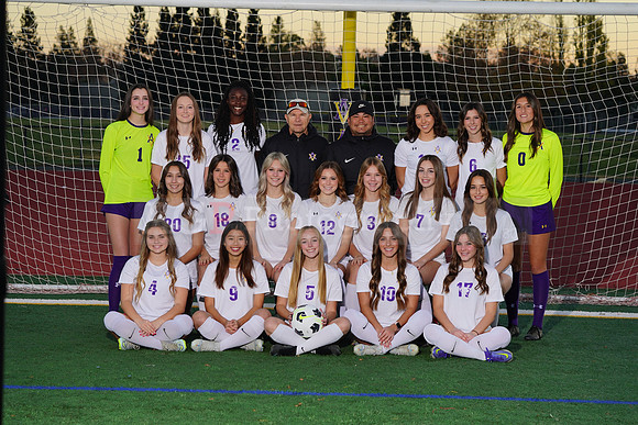 AVHSGirls_Varsity_Soccer00002