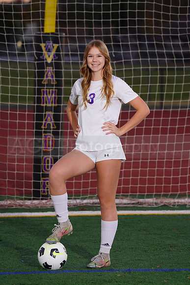 AVHSGirls_Varsity_Soccer00123