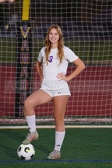 AVHSGirls_Varsity_Soccer00122
