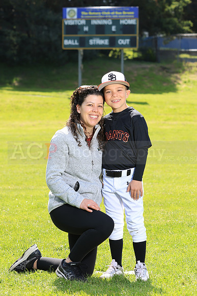 Pee_Wee_Giants0112