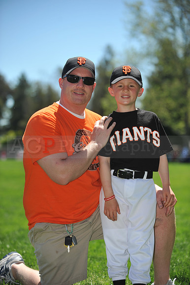 Farm Giants076
