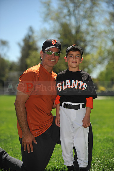 Farm Giants075