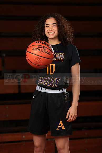 AVHSVarsityBB00053