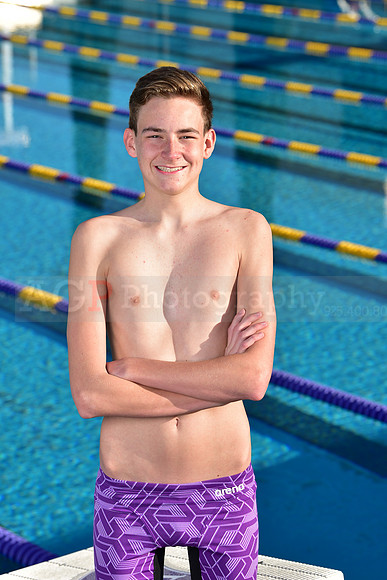 AVHS_Swim_Ind136