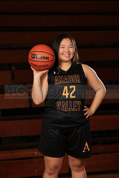 AVHSVarsityBB00064