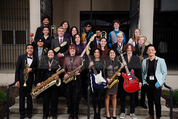 Concord_HS_Jazz_Ensemble_II00003