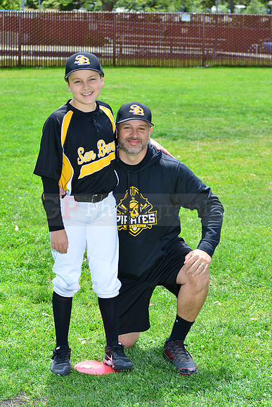 SB_Broncos_Pirates00042