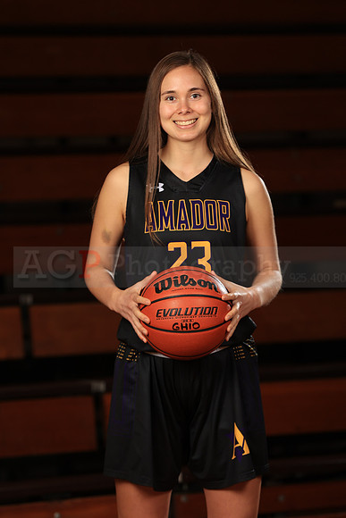 AVHSVarsityBB00048