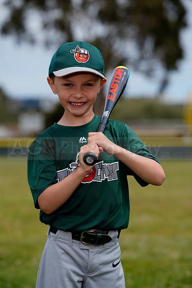 TBTinCaps00042