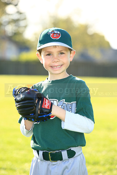 TBTinCaps032