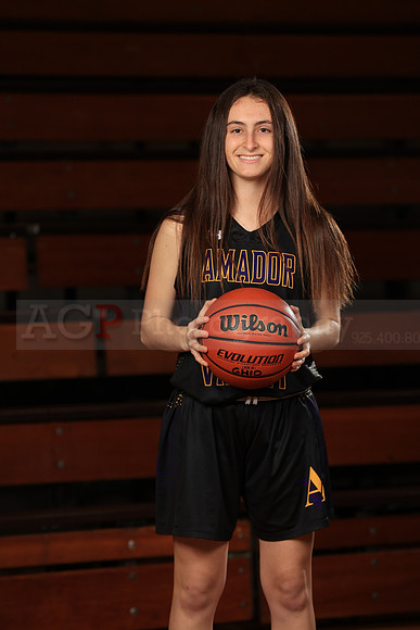 AVHSVarsityBB00035