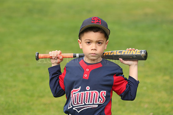 SB_JR_Twins00025