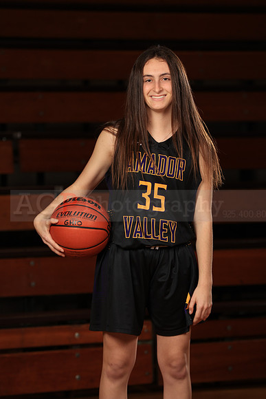 AVHSVarsityBB00038