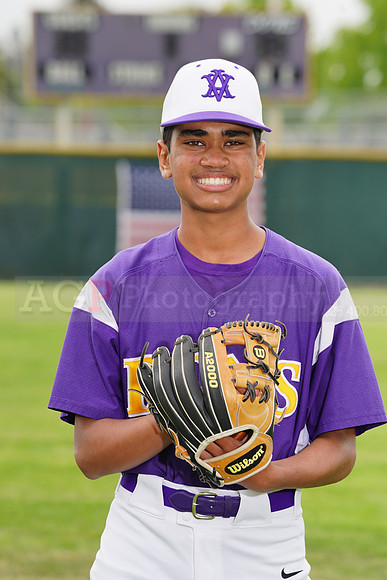 AVHSFrosh00134