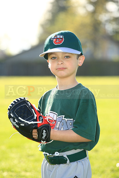 TBTinCaps042