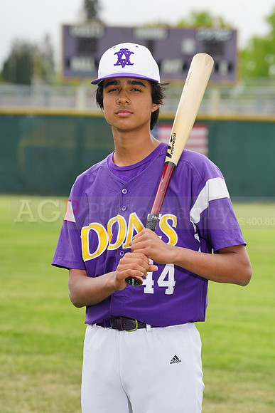 AVHSFrosh00132