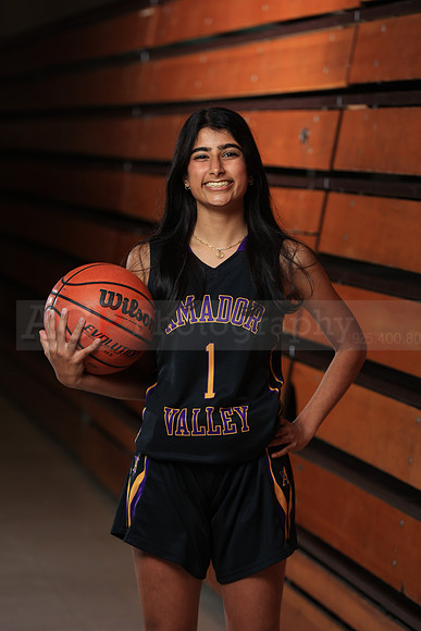 AVHS_Girls_JV_BKN00075