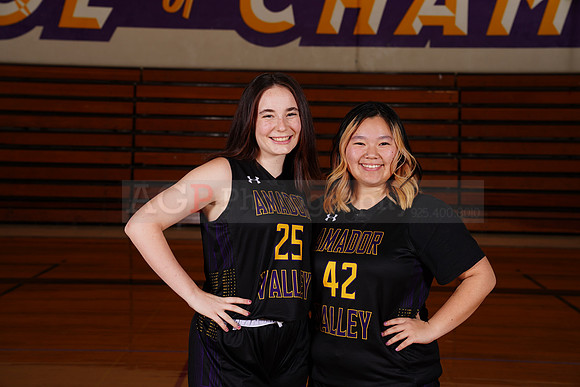 AVHS_Girls_Varsity_BKN00140