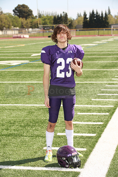 AVHS_JV00017