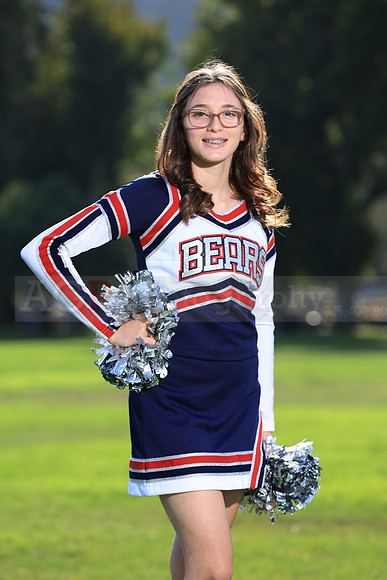 8thGradeCheer00043