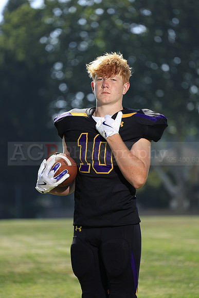 AVHS_JV002