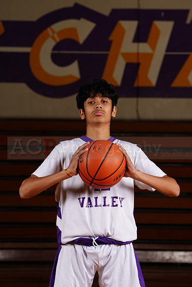 AVHSBoys_PurpleBKN00081